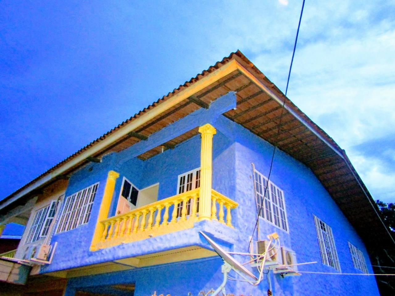 Posada Mama Bella Плая Бланка Екстериор снимка